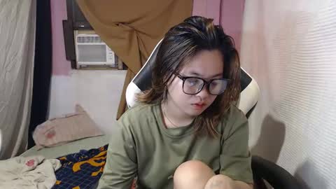 Snapshot of asian_honey69 chatting on 16, 9, 2025 bb girl online show from 16, 9, 2025