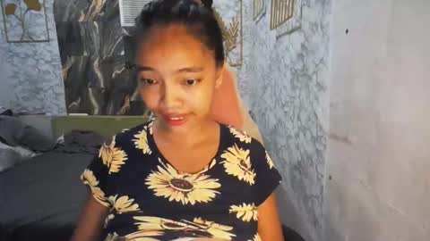 im janeth single mom online show from 9, 5, 2026