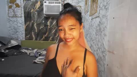 im janeth single mom online show from 11, 5, 2026
