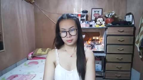 asian_llory online show from 9, 9, 2025