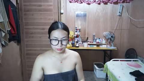 asian_llory online show from 11, 9, 2025