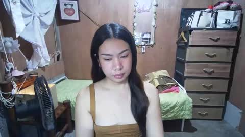 Snapshot of asian_llory chatting on 11, 10, 2025 asian_llory online show from 11, 10, 2025