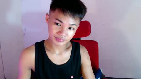 asian_lover05 online show from 18, 5, 2026