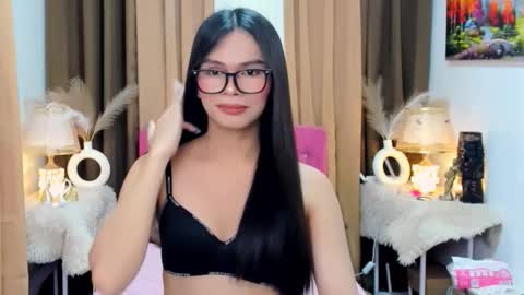 mooreen online show from 24, 11, 2025