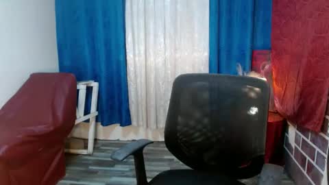 Snapshot of asian_petit19 chatting on 25, 1, 2025 Lovely online show from 25, 1, 2025