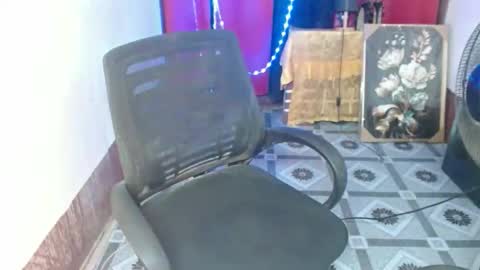 Snapshot of asian_pretty143 chatting on 24, 9, 2025 asian_pretty143 online show from 24, 9, 2025