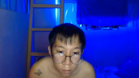 Snapshot of asian_seanbrownxxx chatting on 17, 10, 2025 asian_seanbrownxxx online show from 17, 10, 2025