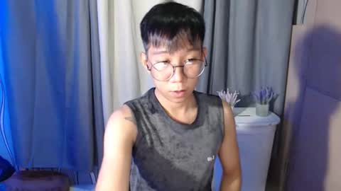 Snapshot of asian_seanbrownxxx chatting on 8, 1, 2026 asian_seanbrownxxx online show from 8, 1, 2026