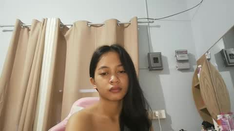 Snapshot of asian_trish chatting on 29, 11, 2025 asian_trish online show from 29, 11, 2025