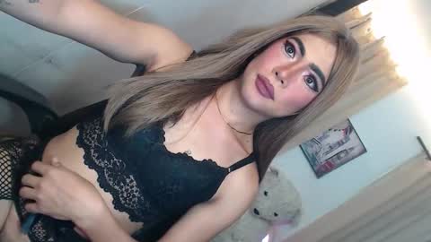 Snapshot of asian_ulysses chatting on 5, 11, 2025 asian_ulysses online show from 5, 11, 2025