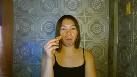 Snapshot of asian_zumi chatting on 18, 11, 2025 asian_zumi online show from 18, 11, 2025