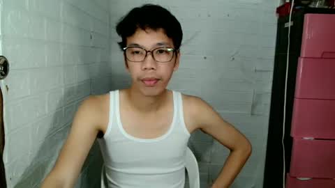 Snapshot of asianbaexx chatting on 26, 3, 2026 EIZE online show from 26, 3, 2026