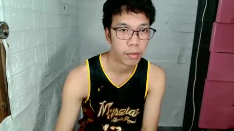 Snapshot of asianbaexx chatting on 4, 4, 2026 EIZE online show from 4, 4, 2026