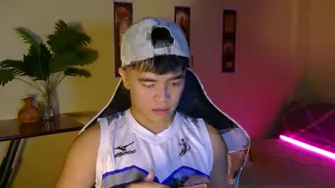 Snapshot of asiancarl_bigcock chatting on 20, 3, 2026 kairo dewji in ifbi online show from 20, 3, 2026