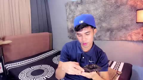 asiancum_peter online show from 12, 10, 2025