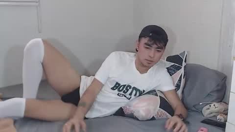 Snapshot of asiancummer_bry69 chatting on 22, 12, 2024 Bry online show from 22, 12, 2024