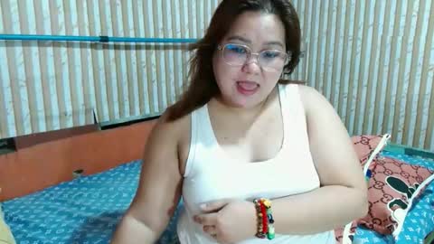Snapshot of asiancutiechubby chatting on 19, 1, 2026 asiancutiechubby online show from 19, 1, 2026