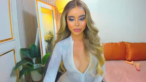 Snapshot of asiandiamond69 chatting on 17, 9, 2025 elizabeth arden online show from 17, 9, 2025