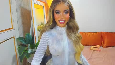 Snapshot of asiandiamond69 chatting on 28, 9, 2025 elizabeth arden online show from 28, 9, 2025