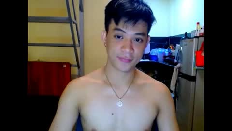 Snapshot of asiandreamboyx chatting on 2, 4, 2026 asiandreamboyx online show from 2, 4, 2026