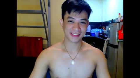 Snapshot of asiandreamboyx chatting on 2, 4, 2026 asiandreamboyx online show from 2, 4, 2026