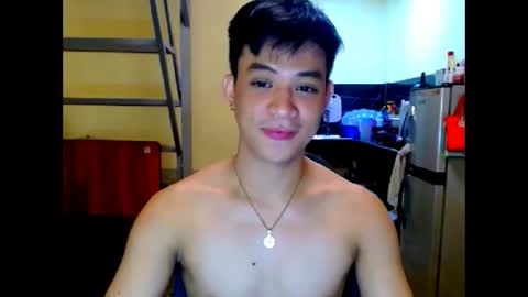 asiandreamboyx online show from 8, 5, 2026