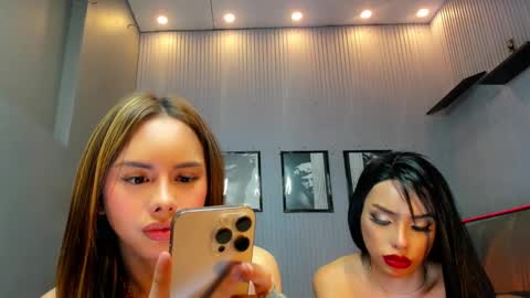 Snapshot of asianhugecockcindy chatting on 12, 12, 2024 asianhugecockcindy online show from 12, 12, 2024