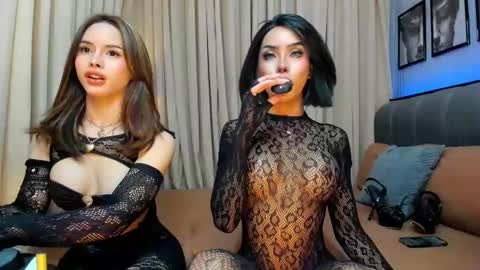 Snapshot of asianhugecockcindy chatting on 19, 12, 2024 asianhugecockcindy online show from 19, 12, 2024