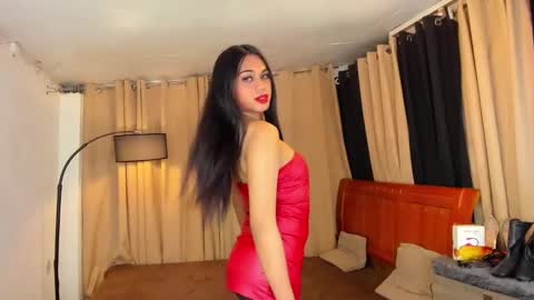 Snapshot of asianhugecockjulia1 chatting on 14, 12, 2024 JULIA online show from 14, 12, 2024
