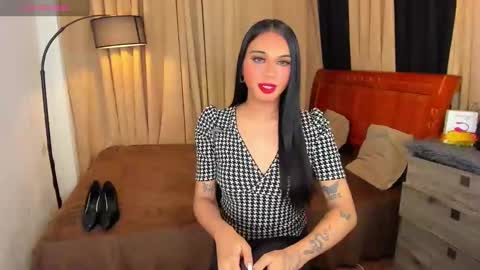 Snapshot of asianhugecockjulia1 chatting on 27, 12, 2024 JULIA online show from 27, 12, 2024