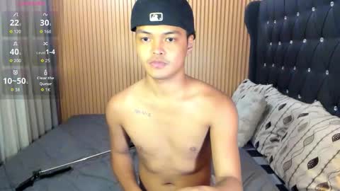 Snapshot of asianhugescott chatting on 8, 1, 2026 VICTORIA SCOTT online show from 8, 1, 2026