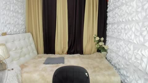 Snapshot of asianpetitefucker01 chatting on 23, 6, 2026 asianpetitefucker01 online show from 23, 6, 2026