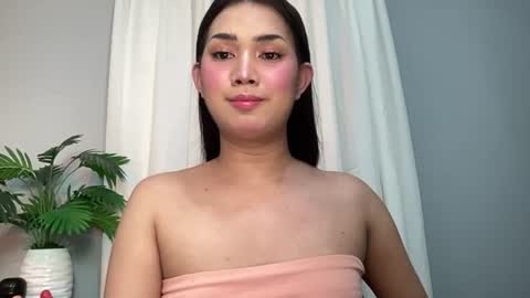 Snapshot of asiansweet_lily chatting on 4, 7, 2026 Lily online show from 4, 7, 2026