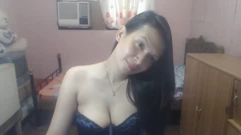 Snapshot of asiantinypeach chatting on 24, 3, 2026 Diana online show from 24, 3, 2026
