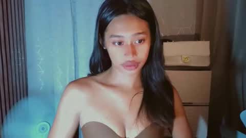 kisses online show from 24, 5, 2026