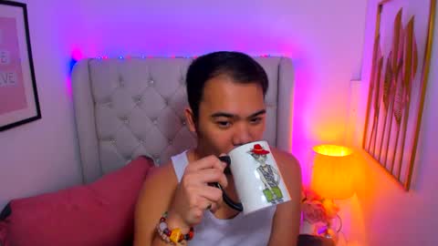 Snapshot of asianzero chatting on 2, 2, 2025 Zero online show from 2, 2, 2025