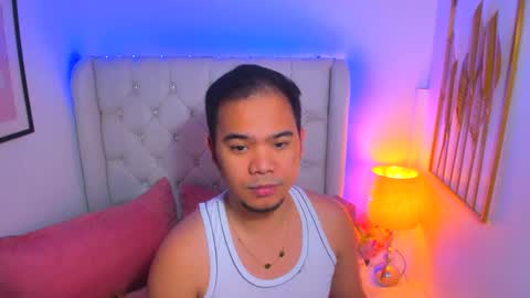 Snapshot of asianzero chatting on 4, 2, 2025 Zero online show from 4, 2, 2025