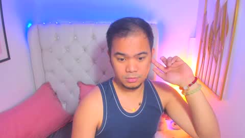 Snapshot of asianzero chatting on 5, 2, 2025 Zero online show from 5, 2, 2025