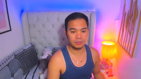 Snapshot of asianzero chatting on 11, 2, 2025 Zero online show from 11, 2, 2025