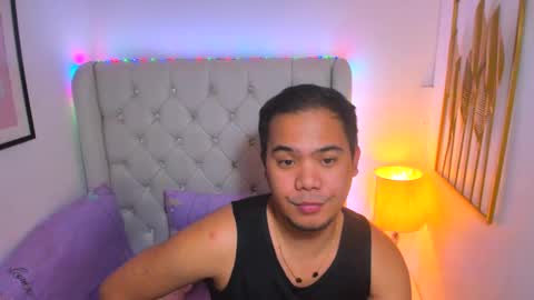 Snapshot of asianzero chatting on 22, 2, 2025 Zero online show from 22, 2, 2025