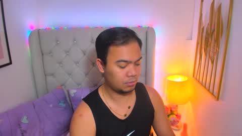 Snapshot of asianzero chatting on 23, 2, 2025 Zero online show from 23, 2, 2025