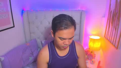 Snapshot of asianzero chatting on 1, 3, 2025 Zero online show from 1, 3, 2025