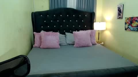 Snapshot of asias_hotkiara chatting on 26, 10, 2025 KIARA online show from 26, 10, 2025