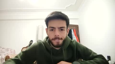 asihandsome06 online show from 12, 1, 2025