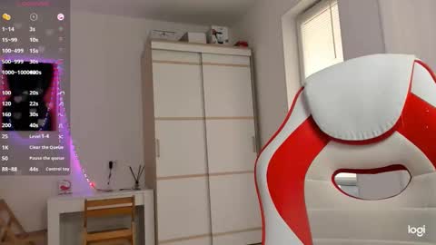 Caroline online show from 27, 3, 2026