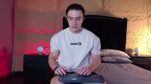 Aslan  online show from 15, 6, 2026