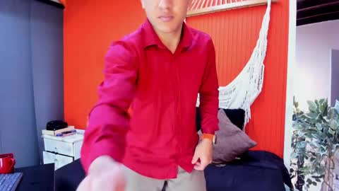 Snapshot of aslyhernandez chatting on 17, 4, 2026 ASLY online show from 17, 4, 2026