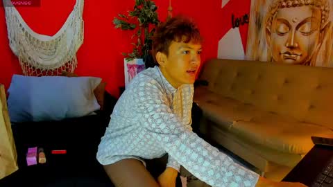 Snapshot of aslyhernandez chatting on 24, 4, 2026 ASLY online show from 24, 4, 2026