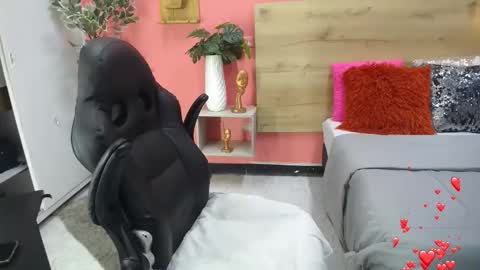 Snapshot of aslyhernandez chatting on 21, 5, 2026 ASLY online show from 21, 5, 2026