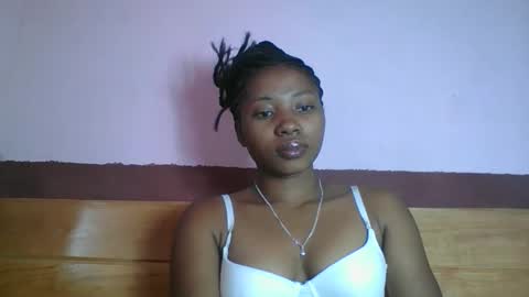 asmiraa online show from 22, 3, 2026